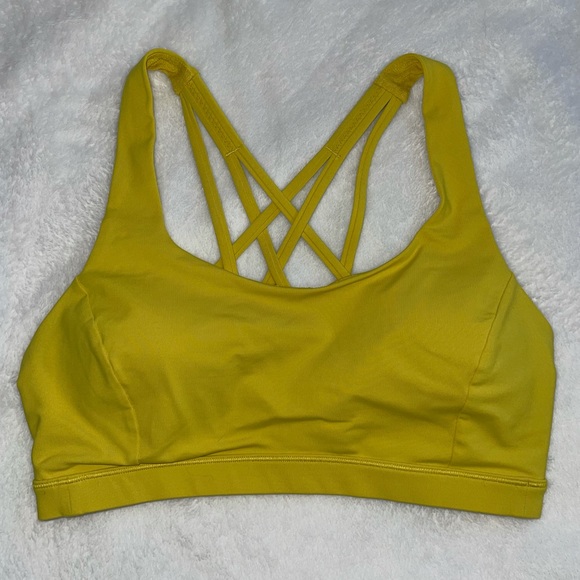 Lululemon free to be serene bra